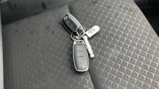 Nissan Juke 1.0 DiG-T 114 N-Connecta 5dr Petrol Hatchback